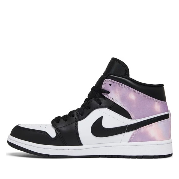 Air Jordan 1 🚺 - Picture 5 of 5